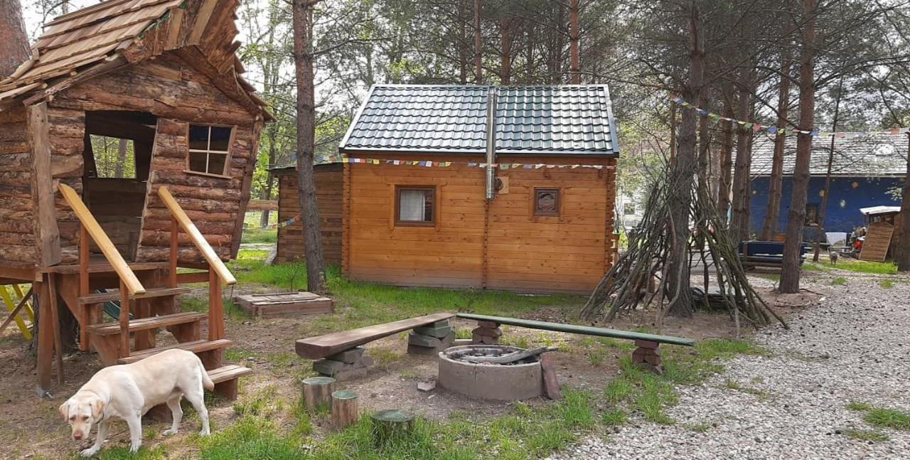 Midgard Hotell Osiecznica Exteriör bild