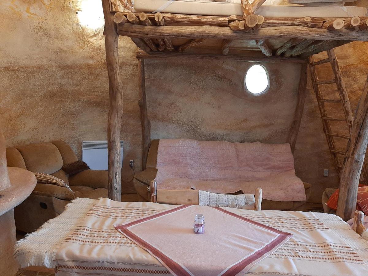 Midgard Hotell Osiecznica Exteriör bild