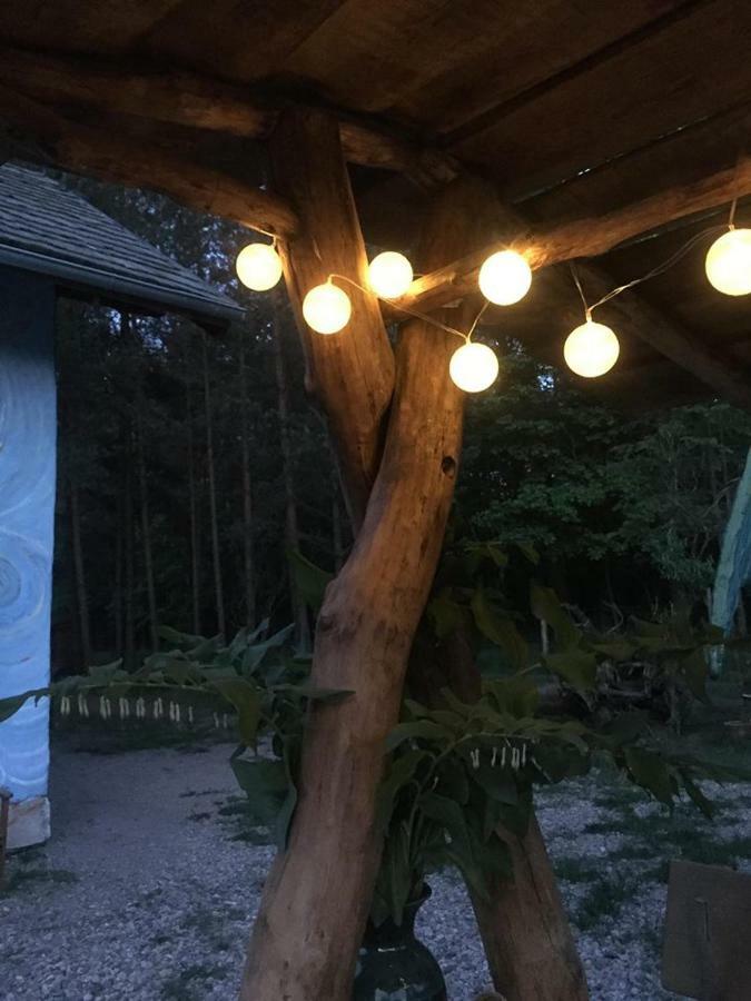 Midgard Hotell Osiecznica Exteriör bild